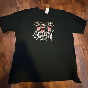 Section 8 t shirt XL